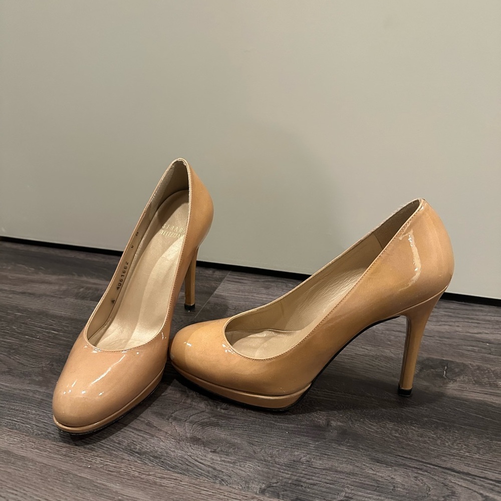 STUART WEITZMAN Nude Platform Pumps Patent Leather Size 6